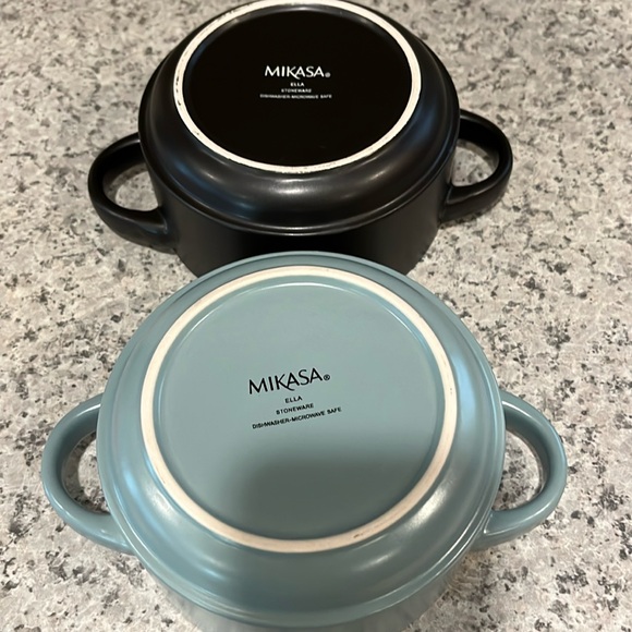 Set of Two Stackable Soup Bowls by Mikasa - Picture 2 of 5